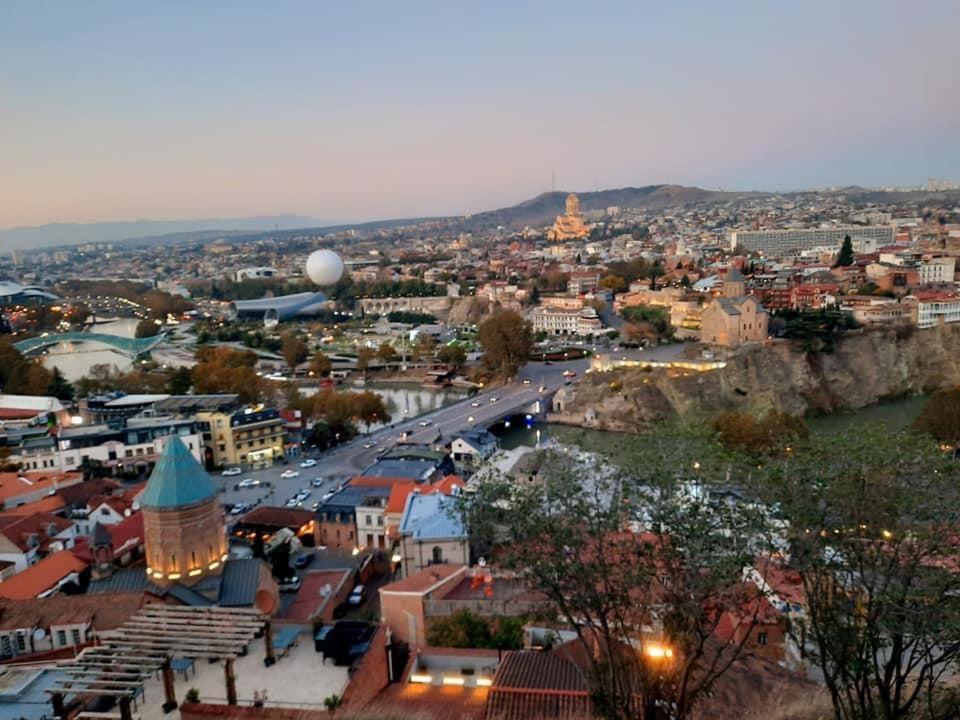 Alcatraz Jail-Hostel Tbilisi Exteriör bild
