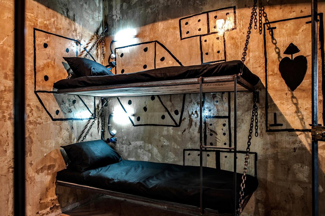 Alcatraz Jail-Hostel Tbilisi Exteriör bild