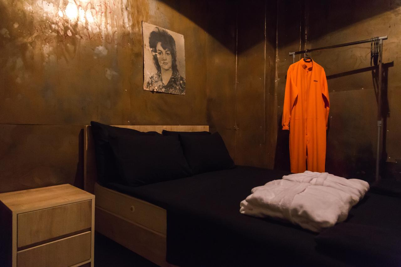 Alcatraz Jail-Hostel Tbilisi Exteriör bild